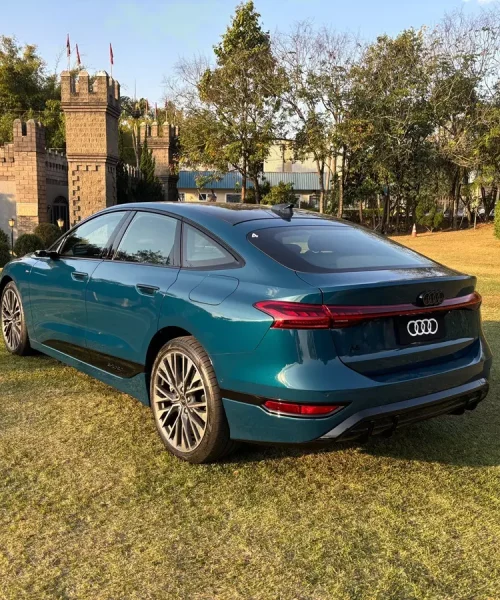 Novo Audi A6 Sportback e-tron chega ao mercado com preço de R$ 650 mil para competir com o BMW i4