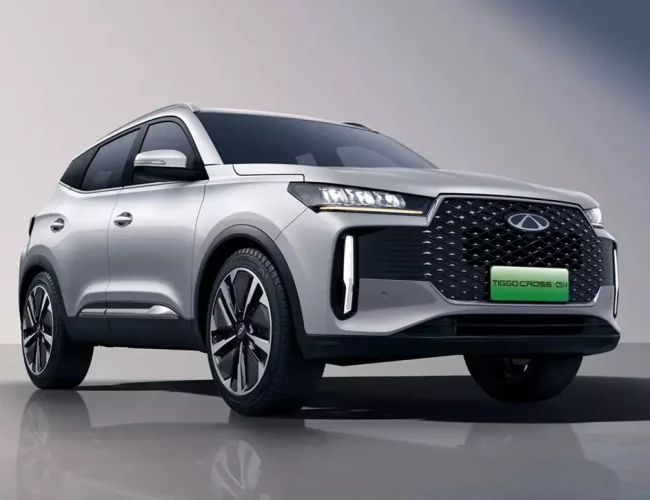 Novo visual inspirado no Tiggo Cross: CAOA Chery planeja lançar Tiggo 5X reestilizado em 2026.