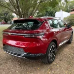 Preço do Chevrolet Equinox EV cai drasticamente após vendas superarem expectativas em 2025