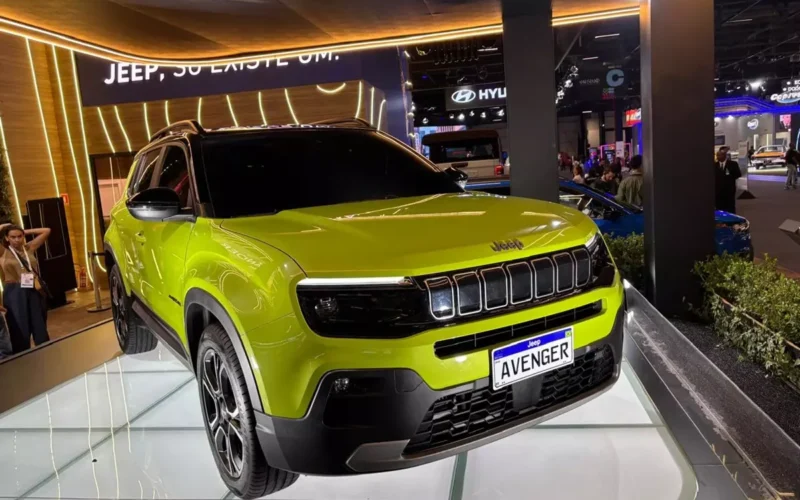 Novos modelos de carros Fiat Argo (Panda) e Jeep Avenger serão fabricados no Brasil em 2026
