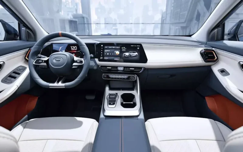 Novo GAC GS3 chega ao Brasil como o primeiro modelo a combustão da fabricante chinesa