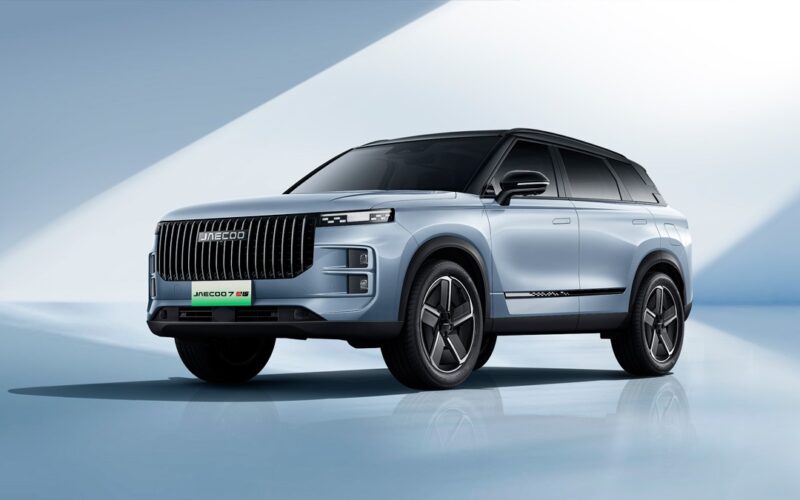 Analisamos o Jaecco 7, o novo concorrente de Song Plus e Haval 6 no mercado automotivo.