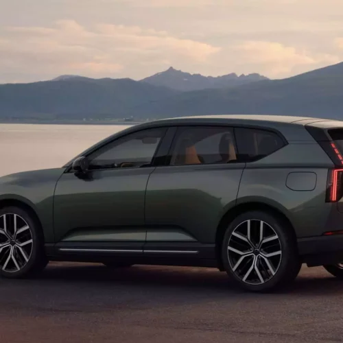 Volvo surpreende com o novo EX60, que pode percorrer até 810 km com energia elétrica