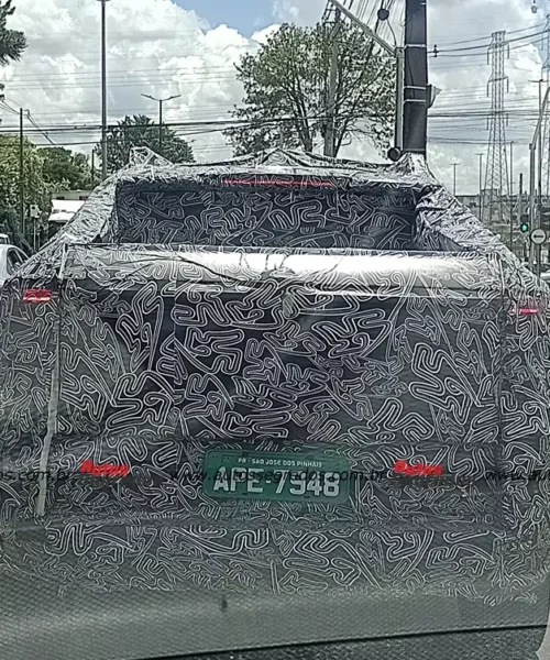 “Spoiler: Renault Niagara 2027 surpreende com novo painel, forrações de porta e motor inspirados no Boreal”