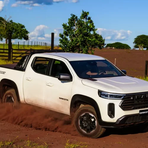 Novidades no mercado brasileiro: Ram Dakota chega em versões exclusivas Warlock e Laramie.