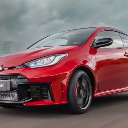 Unidades do Toyota GR Yaris se esgotam rapidamente antes mesmo de chegar às concessionárias