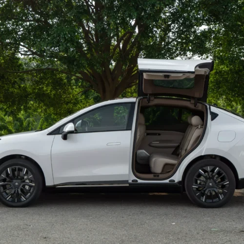 GAC Hyptec HT 2027 é lançado com impressionantes 340 cv e recarga em apenas 15 minutos