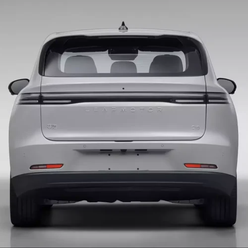 Novo Leapmotor C10 produzido no Brasil ganhará facelift no final de 2026 ou início de 2027