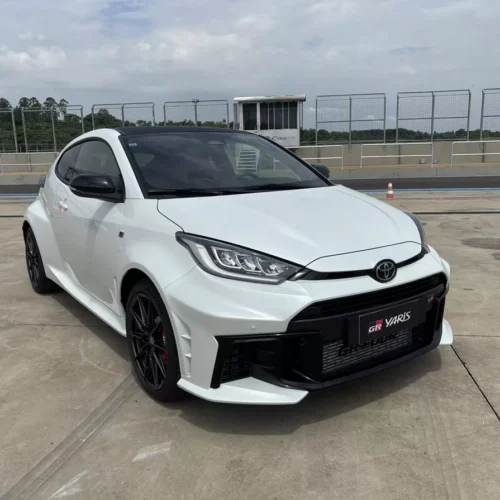 Toyota GR Yaris chega ao Brasil com impressionantes 304 cv e foco em desempenho nas pistas