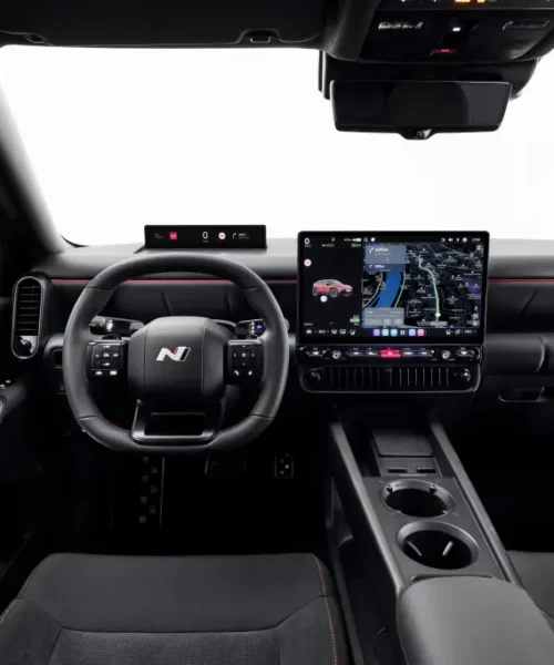 Hyundai apresenta o Ioniq 3, seu novo competidor no segmento de elétricos compactos