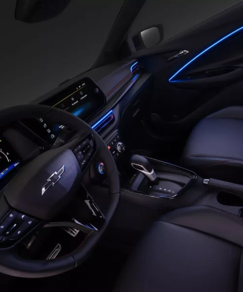 Chevrolet revela interior do Sonic com ênfase na personalização